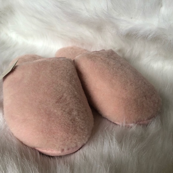 Secret Treasures Slippers Women’s Size 8 Wool Blend moisture Wicking Memory Foam - Picture 2 of 7